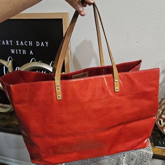 Project Rehab Bag. Has broken strap. - Picture 1 of 16